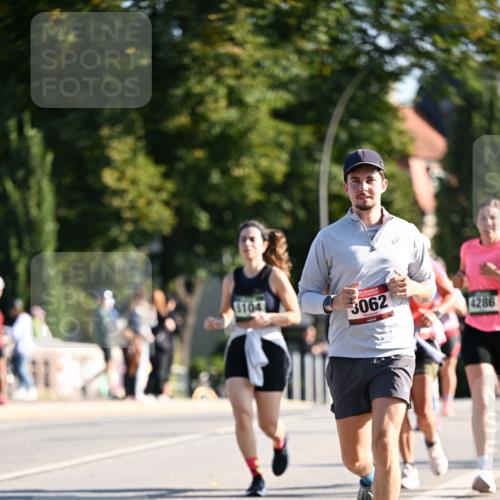 01.09.2024 - BARMER Alsterlauf Dr. Thomas Lammeyer http://msf.ph/oto/6904776 01.09.2024 09:40:40 Laufen 5104, 3062, 4286 meine-sportfotos.de