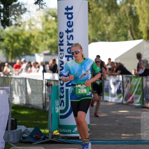 01.09.2024 - 17. Tribühne Triathlon Michael Strokosch http://msf.ph/oto/6904780 01.09.2024 11:06:12 Ziel 269, 289 meine-sportfotos.de