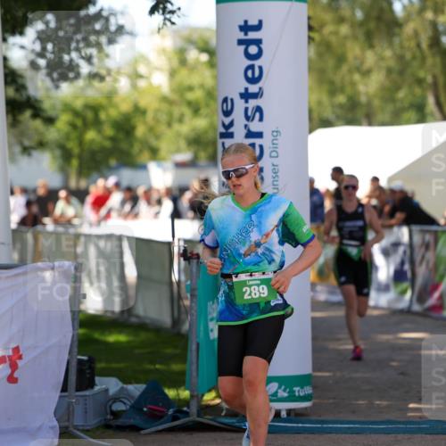 01.09.2024 - 17. Tribühne Triathlon Michael Strokosch http://msf.ph/oto/6904783 01.09.2024 11:06:13 Ziel 269, 289 meine-sportfotos.de