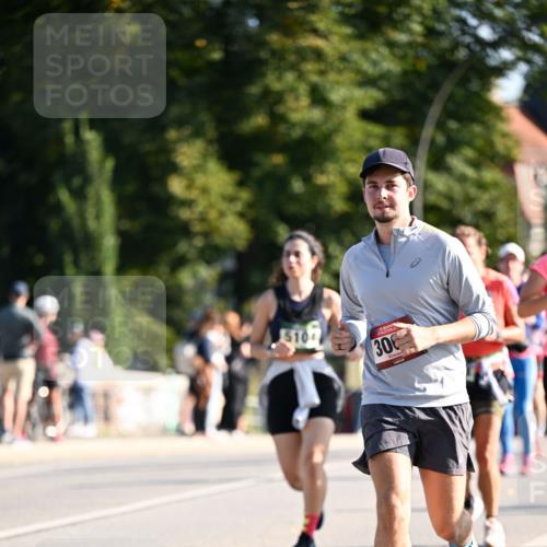 01.09.2024 - BARMER Alsterlauf Dr. Thomas Lammeyer http://msf.ph/oto/6904790 01.09.2024 09:40:41 Laufen 5104, 306 meine-sportfotos.de