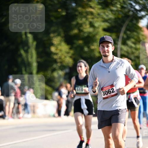 01.09.2024 - BARMER Alsterlauf Dr. Thomas Lammeyer http://msf.ph/oto/6904795 01.09.2024 09:40:41 Laufen 510, 3062 meine-sportfotos.de