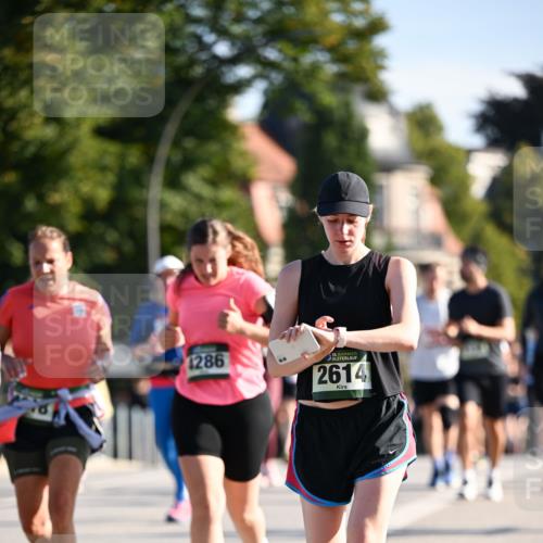 01.09.2024 - BARMER Alsterlauf Dr. Thomas Lammeyer http://msf.ph/oto/6904812 01.09.2024 09:40:42 Laufen 1286, 35, 2614 meine-sportfotos.de