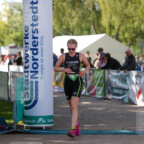01.09.2024 - 17. Tribühne Triathlon Michael Strokosch http://msf.ph/oto/6904824 01.09.2024 11:06:15 Ziel 239, 269, 289 meine-sportfotos.de