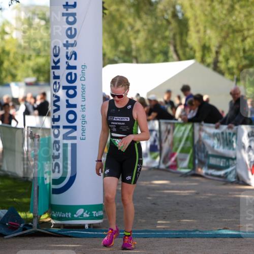 01.09.2024 - 17. Tribühne Triathlon Michael Strokosch http://msf.ph/oto/6904829 01.09.2024 11:06:15 Ziel 239, 269, 289 meine-sportfotos.de