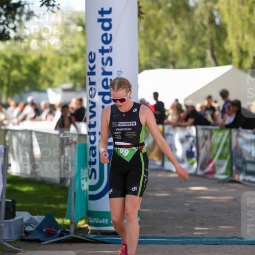 01.09.2024 - 17. Tribühne Triathlon Michael Strokosch http://msf.ph/oto/6904838 01.09.2024 11:06:16 Ziel 239, 269, 289 meine-sportfotos.de