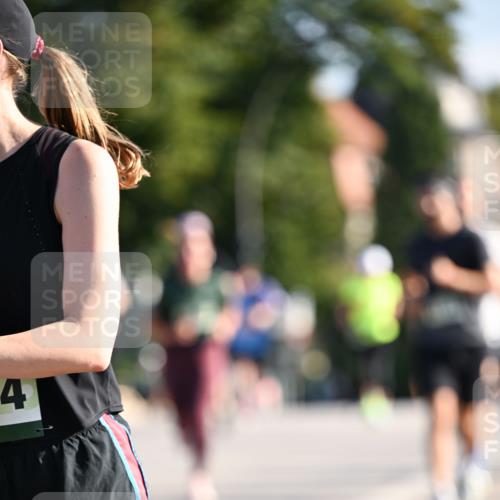 01.09.2024 - BARMER Alsterlauf Dr. Thomas Lammeyer http://msf.ph/oto/6904855 01.09.2024 09:40:45 Laufen 4 meine-sportfotos.de