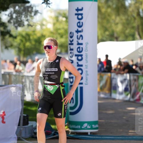 01.09.2024 - 17. Tribühne Triathlon Michael Strokosch http://msf.ph/oto/6904861 01.09.2024 11:06:17 Ziel 239, 269 meine-sportfotos.de
