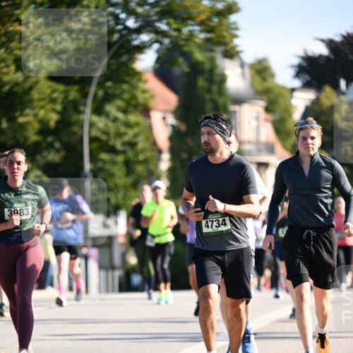 01.09.2024 - BARMER Alsterlauf Dr. Thomas Lammeyer http://msf.ph/oto/6904873 01.09.2024 09:40:46 Laufen 3983, 4734 meine-sportfotos.de