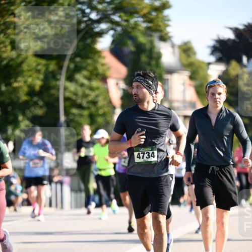 01.09.2024 - BARMER Alsterlauf Dr. Thomas Lammeyer http://msf.ph/oto/6904890 01.09.2024 09:40:46 Laufen 4734 meine-sportfotos.de