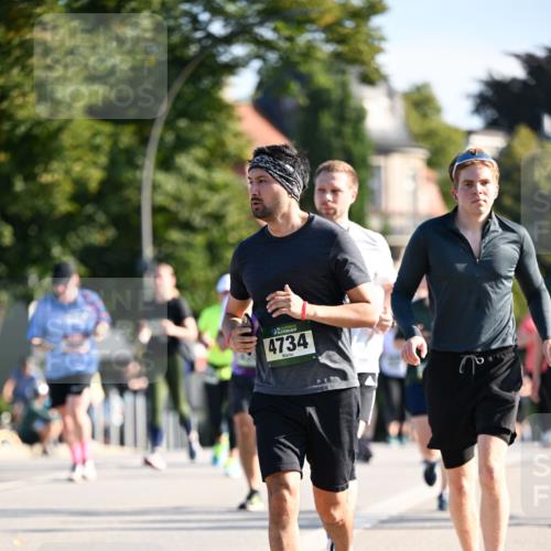 01.09.2024 - BARMER Alsterlauf Dr. Thomas Lammeyer http://msf.ph/oto/6904912 01.09.2024 09:40:46 Laufen 4734 meine-sportfotos.de