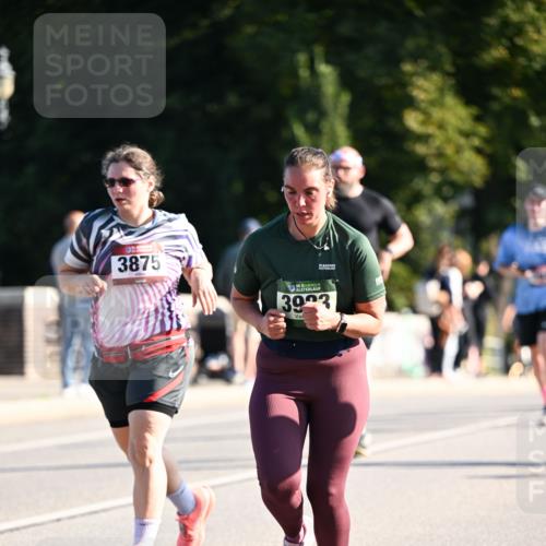 01.09.2024 - BARMER Alsterlauf Dr. Thomas Lammeyer http://msf.ph/oto/6904917 01.09.2024 09:40:47 Laufen 3875, 35, 35, 3923 meine-sportfotos.de