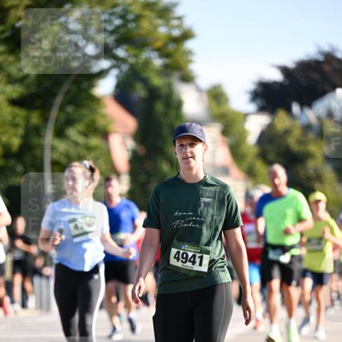 01.09.2024 - BARMER Alsterlauf Dr. Thomas Lammeyer http://msf.ph/oto/6904993 01.09.2024 09:40:52 Laufen 35, 4941 meine-sportfotos.de