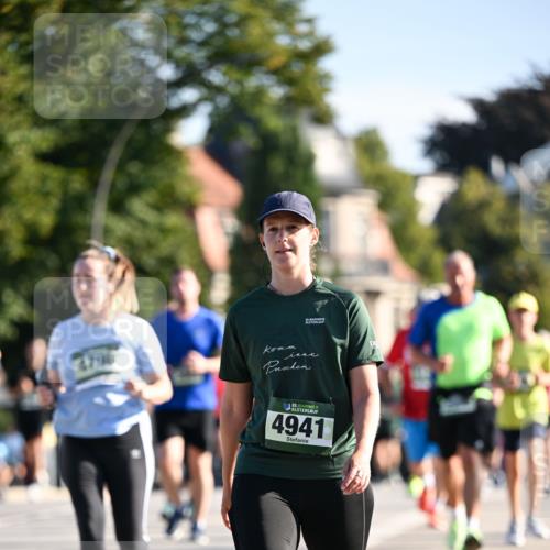 01.09.2024 - BARMER Alsterlauf Dr. Thomas Lammeyer http://msf.ph/oto/6905007 01.09.2024 09:40:52 Laufen 4798, 35, 4941 meine-sportfotos.de
