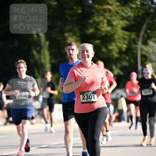 01.09.2024 - BARMER Alsterlauf Dr. Thomas Lammeyer http://msf.ph/oto/6905047 01.09.2024 09:40:56 Laufen 2301 meine-sportfotos.de