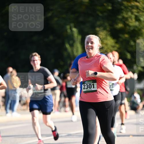 01.09.2024 - BARMER Alsterlauf Dr. Thomas Lammeyer http://msf.ph/oto/6905068 01.09.2024 09:40:56 Laufen 2301 meine-sportfotos.de