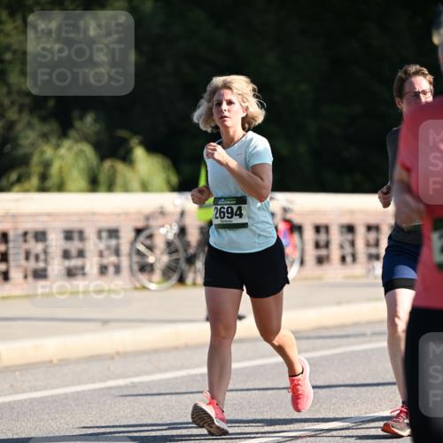 01.09.2024 - BARMER Alsterlauf Dr. Thomas Lammeyer http://msf.ph/oto/6905094 01.09.2024 09:40:58 Laufen 527, 2694 meine-sportfotos.de