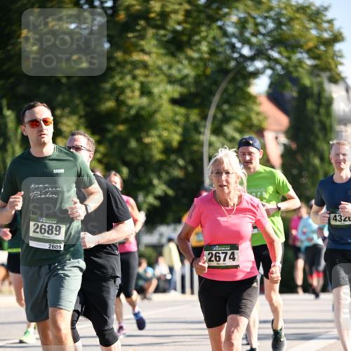 01.09.2024 - BARMER Alsterlauf Dr. Thomas Lammeyer http://msf.ph/oto/6905169 01.09.2024 09:41:02 Laufen 2689, 2689, 2674, 432 meine-sportfotos.de