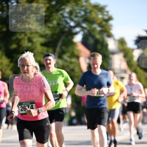 01.09.2024 - BARMER Alsterlauf Dr. Thomas Lammeyer http://msf.ph/oto/6905191 01.09.2024 09:41:03 Laufen 35, 2674 meine-sportfotos.de