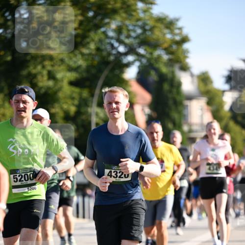 01.09.2024 - BARMER Alsterlauf Dr. Thomas Lammeyer http://msf.ph/oto/6905223 01.09.2024 09:41:04 Laufen 4345, 4320, 135, 5200, 5200 meine-sportfotos.de