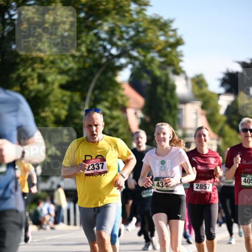 01.09.2024 - BARMER Alsterlauf Dr. Thomas Lammeyer http://msf.ph/oto/6905253 01.09.2024 09:41:05 Laufen 35, 2337, 1515, 405, 434, 2857 meine-sportfotos.de