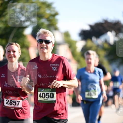 01.09.2024 - BARMER Alsterlauf Dr. Thomas Lammeyer http://msf.ph/oto/6905331 01.09.2024 09:41:08 Laufen 2857, 30, 10, 35, 4050 meine-sportfotos.de