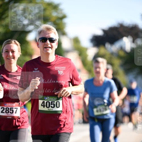 01.09.2024 - BARMER Alsterlauf Dr. Thomas Lammeyer http://msf.ph/oto/6905335 01.09.2024 09:41:08 Laufen 2857, 30, 10, 35, 4050 meine-sportfotos.de