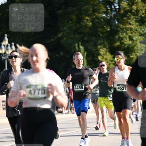 01.09.2024 - BARMER Alsterlauf Dr. Thomas Lammeyer http://msf.ph/oto/6905416 01.09.2024 09:41:12 Laufen 853, 4770, 4459, 446, 38, 4531 meine-sportfotos.de