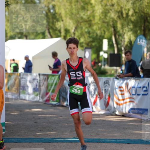 01.09.2024 - 17. Tribühne Triathlon Michael Strokosch http://msf.ph/oto/6905605 01.09.2024 11:08:27 Ziel 279, 281, 284 meine-sportfotos.de