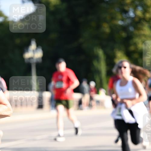 01.09.2024 - BARMER Alsterlauf Dr. Thomas Lammeyer http://msf.ph/oto/6905611 01.09.2024 09:41:19 Laufen  meine-sportfotos.de