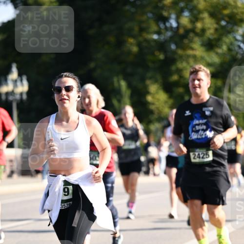 01.09.2024 - BARMER Alsterlauf Dr. Thomas Lammeyer http://msf.ph/oto/6905631 01.09.2024 09:41:20 Laufen 9, 3579, 2425 meine-sportfotos.de