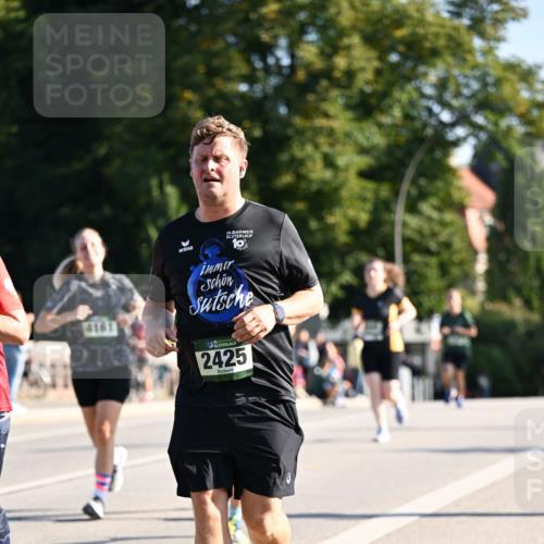 01.09.2024 - BARMER Alsterlauf Dr. Thomas Lammeyer http://msf.ph/oto/6905661 01.09.2024 09:41:21 Laufen 4161, 29, 10, 2425 meine-sportfotos.de
