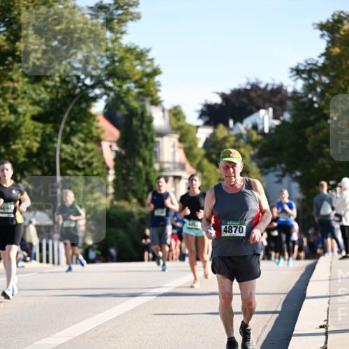 01.09.2024 - BARMER Alsterlauf Dr. Thomas Lammeyer http://msf.ph/oto/6905679 01.09.2024 09:41:22 Laufen 4870 meine-sportfotos.de