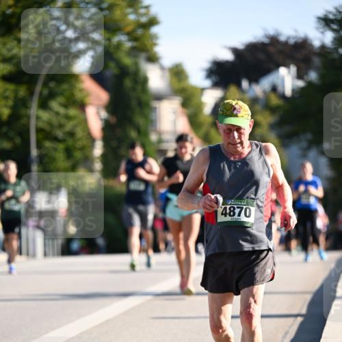 01.09.2024 - BARMER Alsterlauf Dr. Thomas Lammeyer http://msf.ph/oto/6905693 01.09.2024 09:41:23 Laufen 4870 meine-sportfotos.de