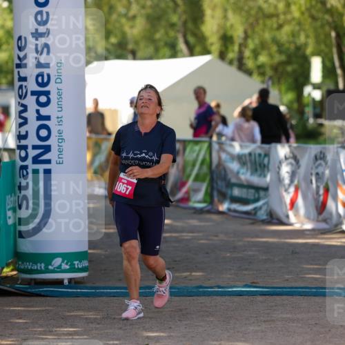 01.09.2024 - 17. Tribühne Triathlon Michael Strokosch http://msf.ph/oto/6905727 01.09.2024 11:08:37 Ziel 279, 1067 meine-sportfotos.de