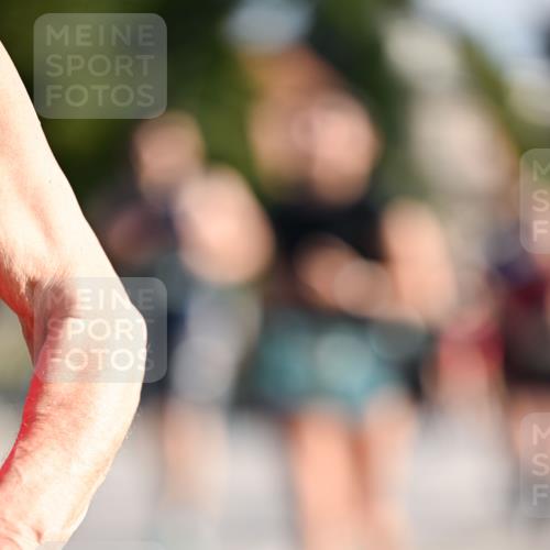 01.09.2024 - BARMER Alsterlauf Dr. Thomas Lammeyer http://msf.ph/oto/6905770 01.09.2024 09:41:26 Laufen  meine-sportfotos.de
