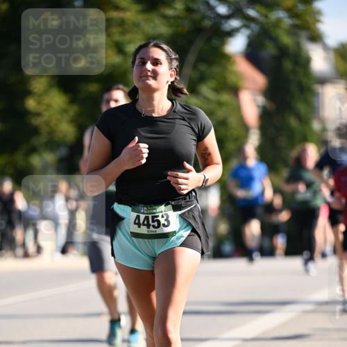 01.09.2024 - BARMER Alsterlauf Dr. Thomas Lammeyer http://msf.ph/oto/6905792 01.09.2024 09:41:27 Laufen 4453 meine-sportfotos.de