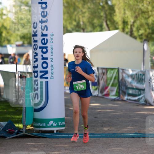 01.09.2024 - 17. Tribühne Triathlon Michael Strokosch http://msf.ph/oto/6905891 01.09.2024 11:09:31 Ziel 175 meine-sportfotos.de