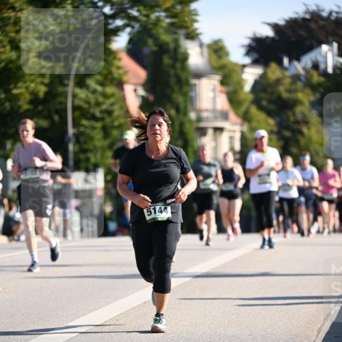 01.09.2024 - BARMER Alsterlauf Dr. Thomas Lammeyer http://msf.ph/oto/6905929 01.09.2024 09:41:33 Laufen 5144 meine-sportfotos.de