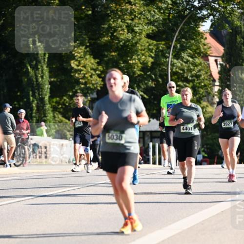 01.09.2024 - BARMER Alsterlauf Dr. Thomas Lammeyer http://msf.ph/oto/6905979 01.09.2024 09:41:37 Laufen 3153, 5030, 3927, 4401 meine-sportfotos.de