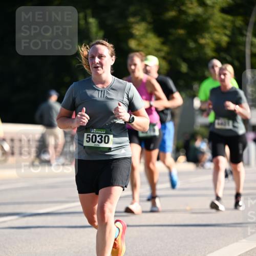 01.09.2024 - BARMER Alsterlauf Dr. Thomas Lammeyer http://msf.ph/oto/6906016 01.09.2024 09:41:38 Laufen 135, 5030 meine-sportfotos.de