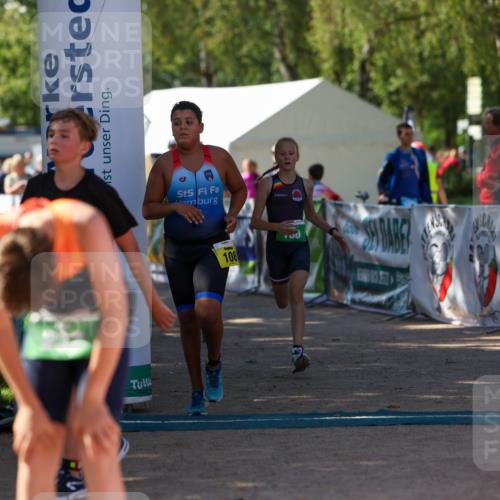 01.09.2024 - 17. Tribühne Triathlon Michael Strokosch http://msf.ph/oto/6906126 01.09.2024 11:10:20 Ziel 108, 138, 180, 189, 197 meine-sportfotos.de