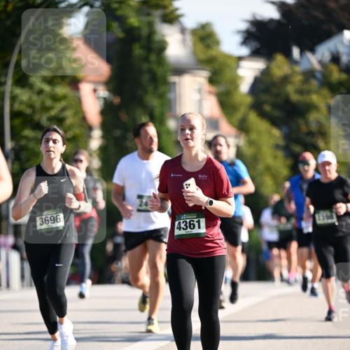 01.09.2024 - BARMER Alsterlauf Dr. Thomas Lammeyer http://msf.ph/oto/6906130 01.09.2024 09:41:46 Laufen 3696, 4361 meine-sportfotos.de