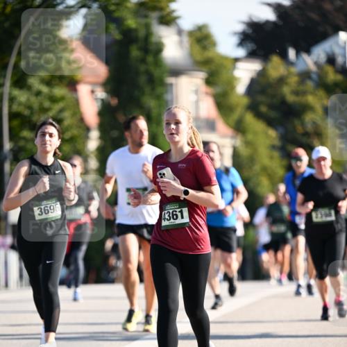 01.09.2024 - BARMER Alsterlauf Dr. Thomas Lammeyer http://msf.ph/oto/6906133 01.09.2024 09:41:46 Laufen 3696, 4361, 23 meine-sportfotos.de