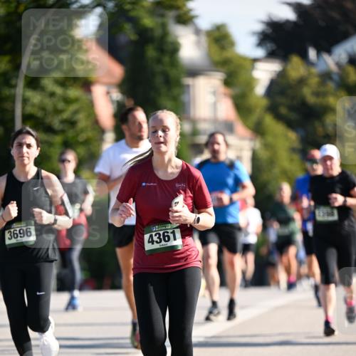 01.09.2024 - BARMER Alsterlauf Dr. Thomas Lammeyer http://msf.ph/oto/6906144 01.09.2024 09:41:47 Laufen 3696, 4361 meine-sportfotos.de