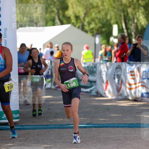 01.09.2024 - 17. Tribühne Triathlon Michael Strokosch http://msf.ph/oto/6906148 01.09.2024 11:10:22 Ziel 108, 138, 180, 189, 197 meine-sportfotos.de