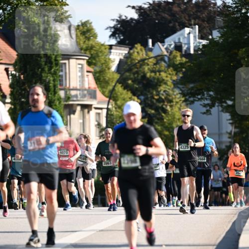 01.09.2024 - BARMER Alsterlauf Dr. Thomas Lammeyer http://msf.ph/oto/6906171 01.09.2024 09:41:48 Laufen 4000, 4070, 4585, 2863, 907, 7477, 4325, 2668, 3542 meine-sportfotos.de