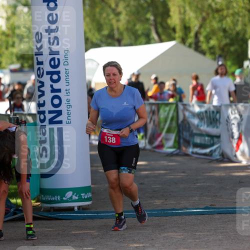 01.09.2024 - 17. Tribühne Triathlon Michael Strokosch http://msf.ph/oto/6906200 01.09.2024 11:10:27 Ziel 138, 189, 190, 193 meine-sportfotos.de
