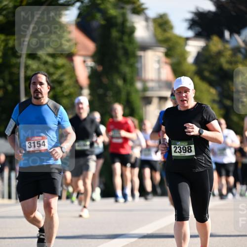 01.09.2024 - BARMER Alsterlauf Dr. Thomas Lammeyer http://msf.ph/oto/6906206 01.09.2024 09:41:49 Laufen 3154, 2398 meine-sportfotos.de