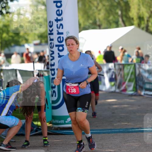 01.09.2024 - 17. Tribühne Triathlon Michael Strokosch http://msf.ph/oto/6906210 01.09.2024 11:10:28 Ziel 138, 189, 190, 193 meine-sportfotos.de
