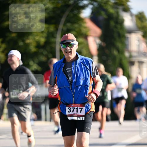 01.09.2024 - BARMER Alsterlauf Dr. Thomas Lammeyer http://msf.ph/oto/6906298 01.09.2024 09:41:53 Laufen 01, 04, 2, 135, 3717, 3717 meine-sportfotos.de